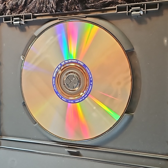 Thrilling DVD Collection - Picture 3 of 10